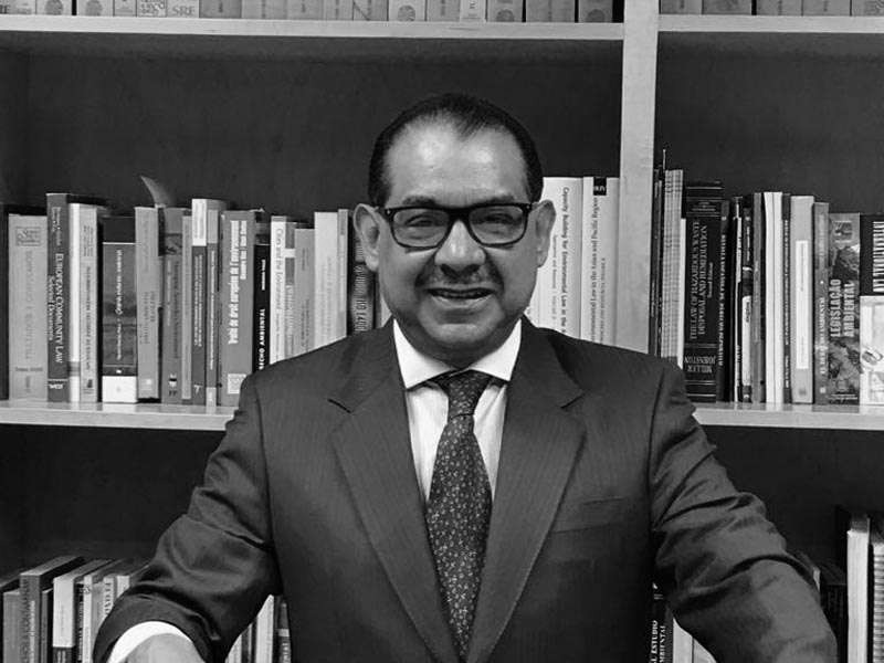 Dr. José Juan González